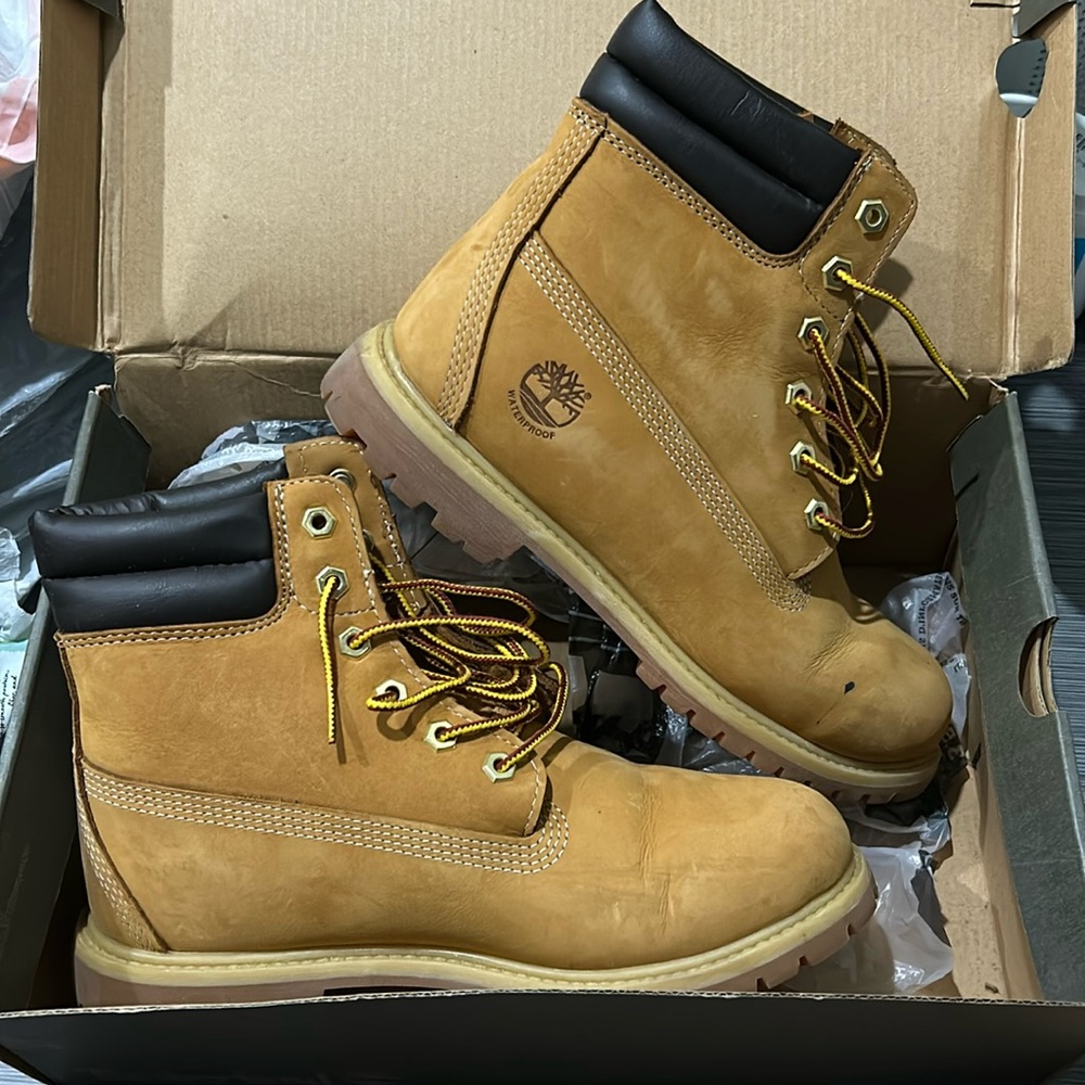 Women’s timberland with ortholite